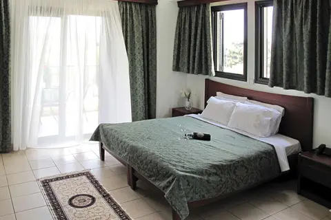 Hotel Lesse in Pallini Municipal Unit, foto 4