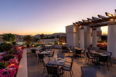 Mövenpick Resort Petra in البترا — foto 29