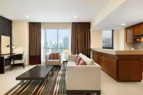 Ramada by Wyndham Dubai Barsha Heights in Dubai, foto 14