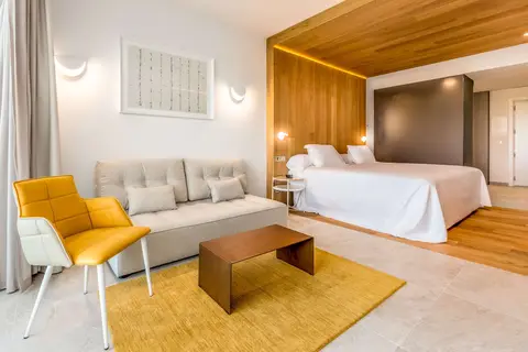 Higueron Hotel Malaga, Curio Collection by Hilton in Fuengirola — foto 25