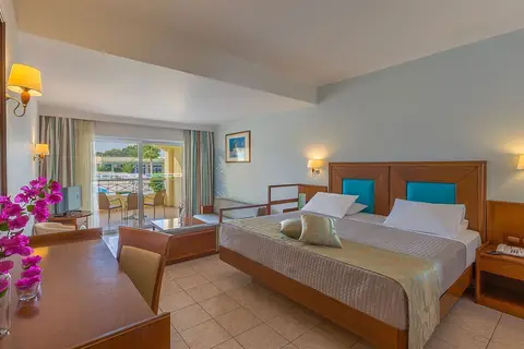 Fly & Go Kipriotis Maris Suites in Kos — foto 8