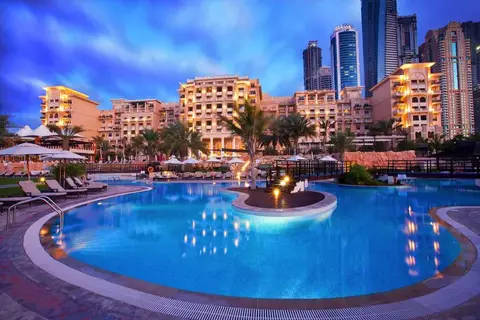 Le Meridien Mina Seyahi Beach Resort & Marina in دبي — foto 25