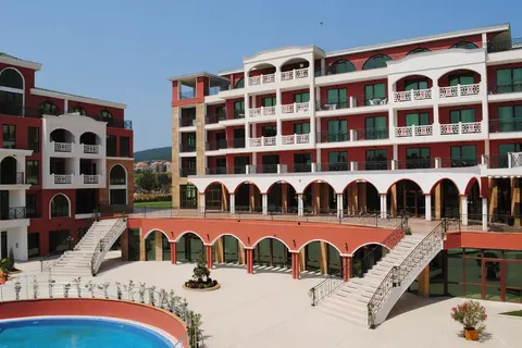 St George Palace in Nesebar — foto 19
