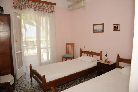 Captain's Studios & Apartments in Δημοτική Ενότητα Λευκιμμαίων — foto 23
