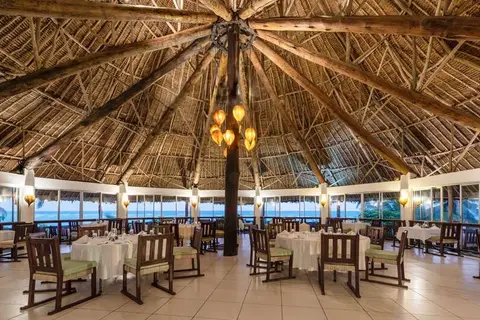 Leisure Lodge Beach & Golf Resort in Ukunda — foto 13
