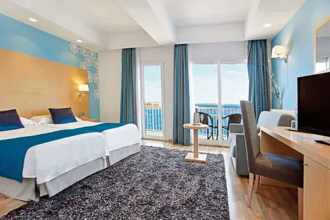 Universal Hotel Cabo Blanco in Colònia de Sant Jordi — foto 2