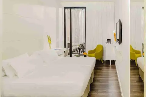 H10 Urquinaona Plaza in Barcelona — foto 13