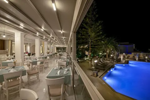 Vantaris Luxury Beach Resort in Dramia — foto 23