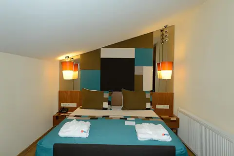 Collage Pera Hotel in Fatih — foto 18
