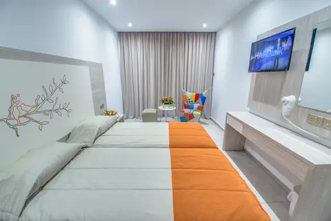 Nicholas Color Hotel in Ayia Napa — foto 25