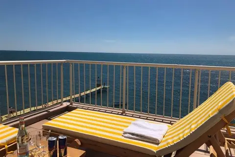 Aragosta Restaurand-Hotel in Durres — foto 7