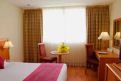 Lou Lou A Beach Resort in Al Khalidiyah — foto 22