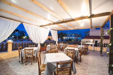 Saint Peter Bay Aparthotel in Δημοτική Ενότητα Λευκιμμαίων — foto 15