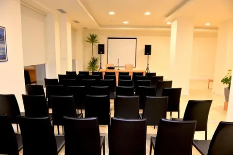 Grand White City Hotel in Berat — foto 4