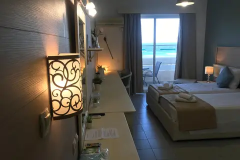 Bayside Hotel Katsaras in Ιαλυσός — foto 19