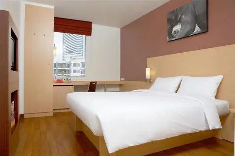 ibis Bangkok Sathorn Hotel in Bangkok — foto 9