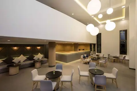 Journeyhub Pattaya Central in พัทยา — foto 6