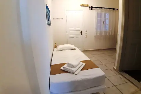 Atalos Hotel  Apartments & Suites in SUNFLOWER SANTORINI, foto 16