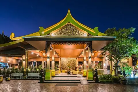 Princess Kamala Beachfront Hotel in ตำบลเชิงทะเล — foto 14