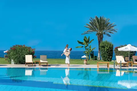 Constantinou Bros Athena Beach Hotel in Γεροσκήπου — foto 25
