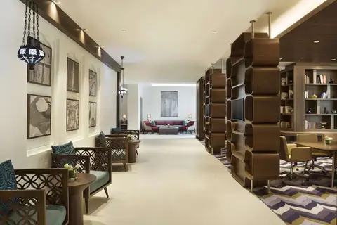 Hampton by Hilton Dubai Airport Hotel in Dubai — foto 9