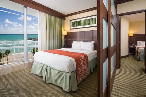 Newport Beachside Resort in Sunny Isles Beach — foto 22