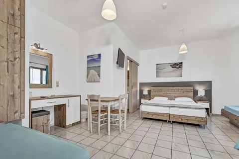 Almare Beach Hotel in Δημοτική Ενότητα Γουβών — foto 4