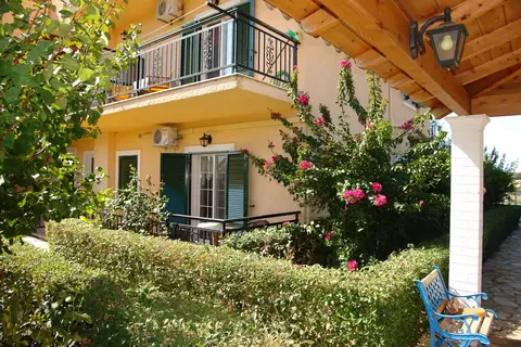 Villa Nefeli in Άγιος Γεώργιος — foto 12