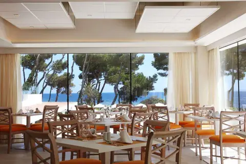 Iberostar Selection Santa Eulalia Ibiza - adults only in Santa Eulària des Riu — foto 8