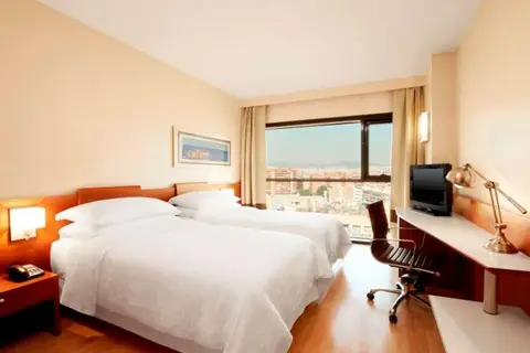 Four Points by Sheraton Barcelona Diagonal in Barcelona — foto 4
