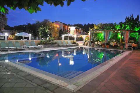 Makis Louvlis Apartments & Studios in Moraitika, foto 24