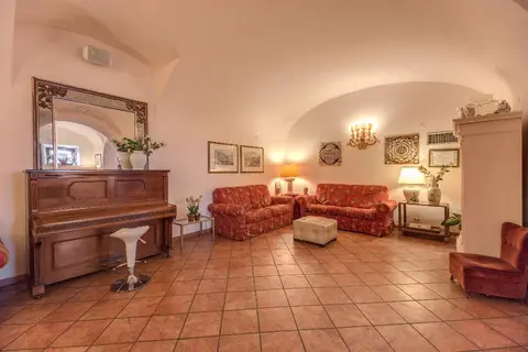 Corona in Rome — foto 12