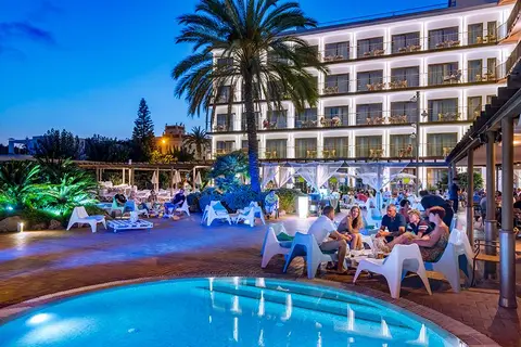 Sumus Stella & Spa in Pineda de Mar — foto 16