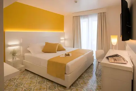 Lloyd's Baia Hotel in Vietri sul Mare — foto 4