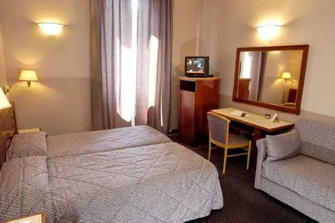 Hotel Accademia in Rome — foto 29