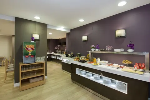 Pyr Fuengirola in Fuengirola — foto 16