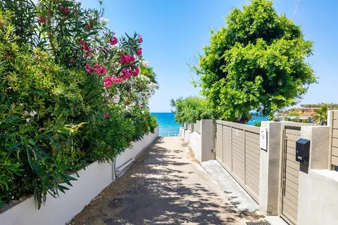 Zinovia in Δαράτσος — foto 10