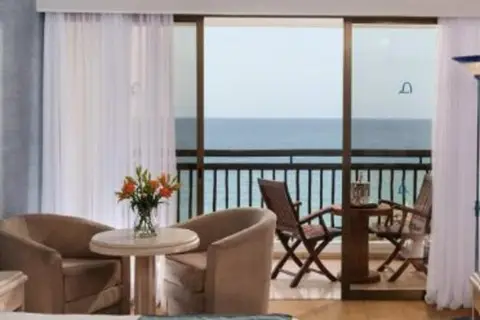 Coral Beach Hotel & Resort in Paphos — foto 30