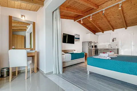 Palapart Gikas Studios & Suites in Corfu, foto 27