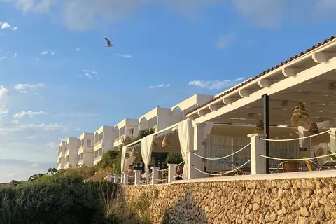 Beach Club Hotel in es Mercadal — foto 2