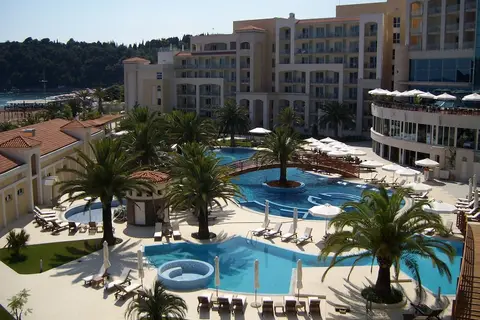 Splendid Conference & Spa Resort in Becici — foto 27