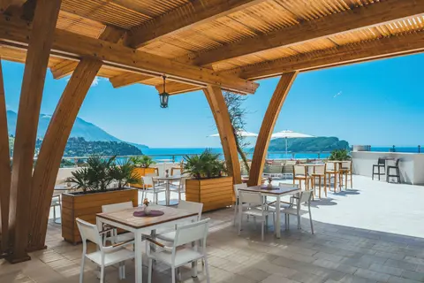 Iberostar Waves Slavija in Budva — foto 7