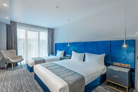 Ramada by Wyndham Tbilisi Old City in Tbilisi — foto 16