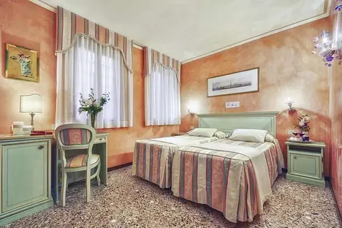 Hotel Firenze Venetie in Brenzone sul Garda — foto 3