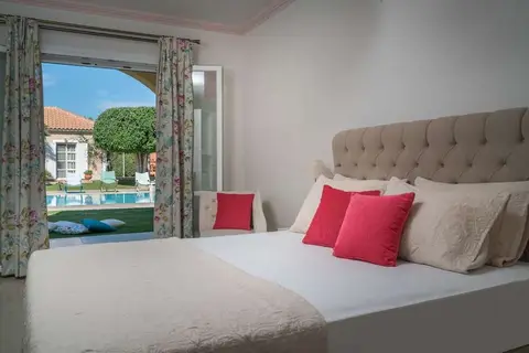 Aeolos Boutique Hotel & Suites in Kalamaki, foto 3