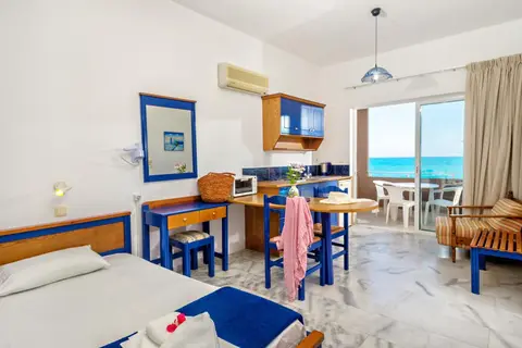 Matzi Hotel Apartments in Γεράνι — foto 9