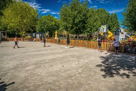 Camping Les Pirons foto 12