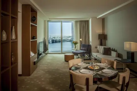 InterContinental Residence Suites Dubai F.C in Dubai — foto 17