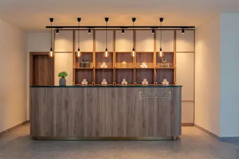 Staybridge Suites Dubai Internet City in Dubai — foto 9