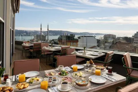 Crowne Plaza Istanbul Ortakoy Bosphorus in Beşiktaş — foto 16
